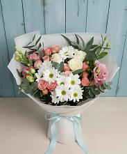 Букет цветов из:  Розы, Лизиантусы и Хризантемы в Веселое Адлер