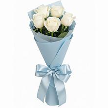 Букет 5 Белых роз Проуд в Веселое Адлер