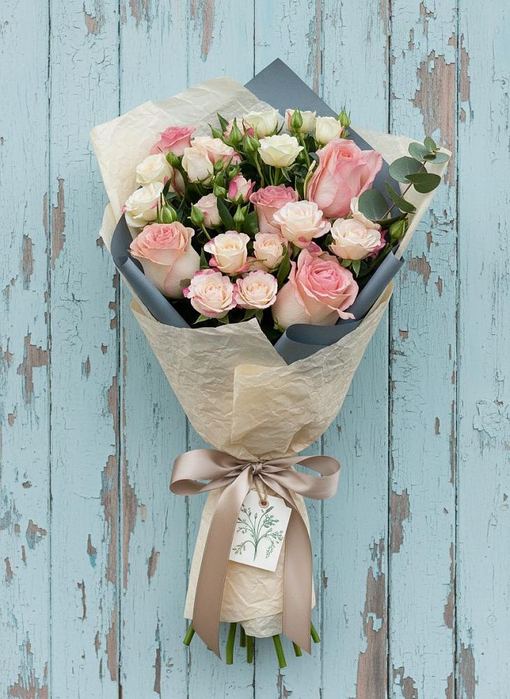 Букет цветов из: Розы в Веселое Адлер