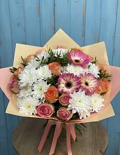 Букет цветов из:  Розы, Герберы и Хризантемы в Веселое Адлер