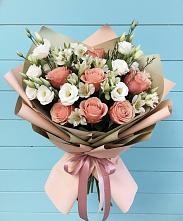 Букет цветов из:  Розы, Альстромерии и Лизиантусы в Веселое Адлер