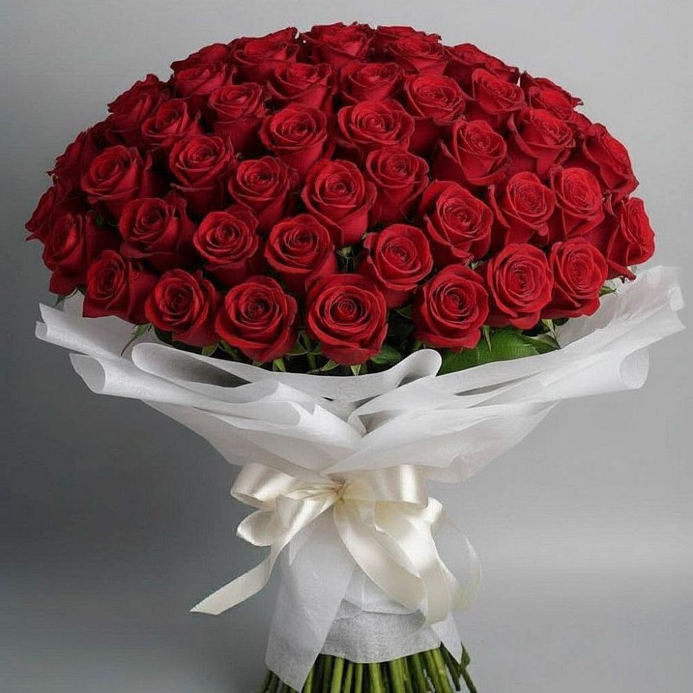 Букет 101 Красная роза Блэк Мэджик в Веселое Адлер