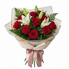Букет цветов из:  Лилии и Розы в Веселое Адлер
