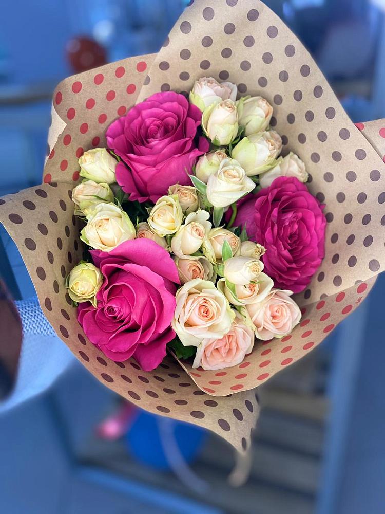 Букет цветов из: Розы в Веселое Адлер