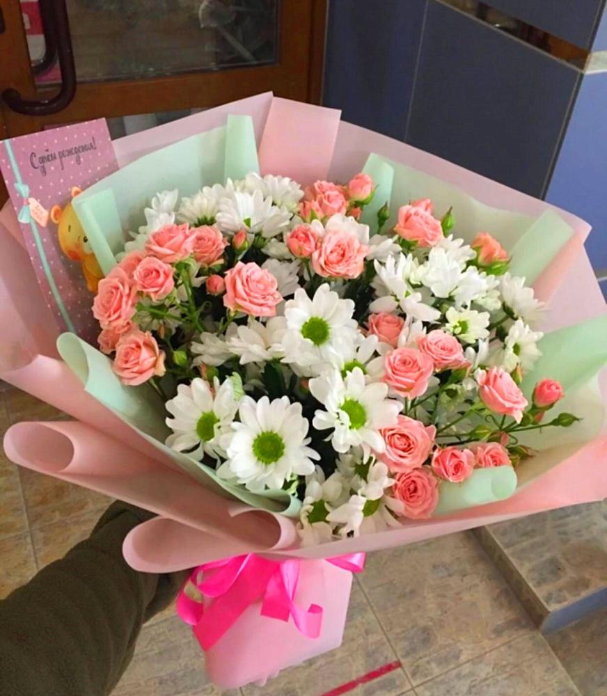 Букет цветов из: Розы и Хризантемы в Веселое Адлер