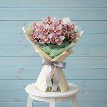 Букет цветов из:  Орхидеи и Розы в Веселое Адлер