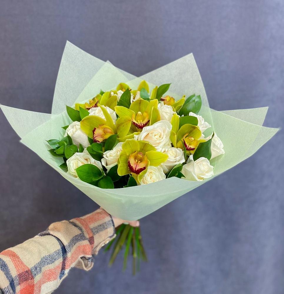 Букет цветов из: Орхидеи и Розы в Веселое Адлер