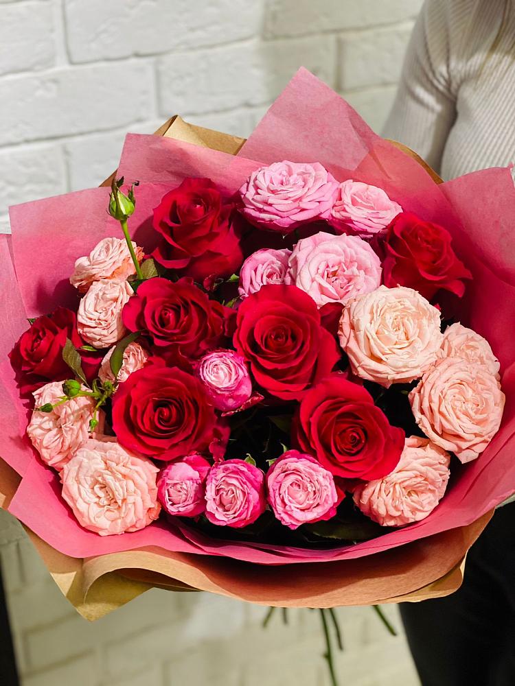 Букет цветов из: Розы в Веселое Адлер