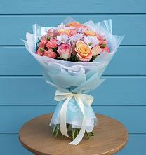 Букет цветов из:  Хризантемы и Розы в Веселое Адлер