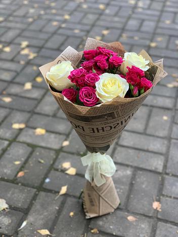 Букет цветов из: Розы в Веселое Адлер