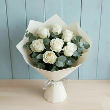 Букет Белые розы в Эвкалипте в Веселое Адлер